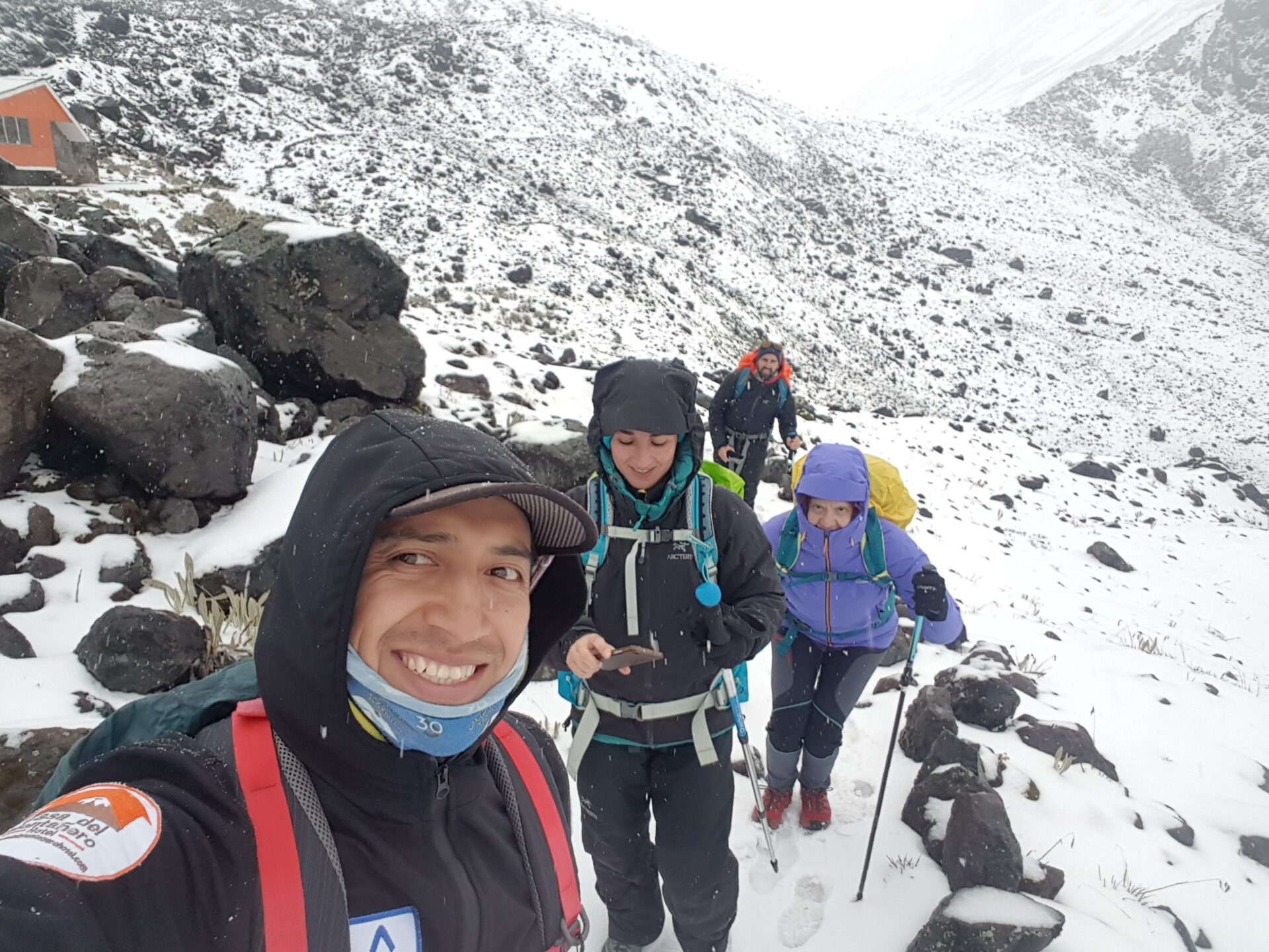 climb iliniza norte