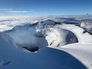 cotopaxi crater